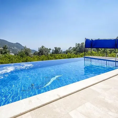 Willa Kalkan'da Doga Icerisinde, Havuzlu 8 Kisilik Kaş