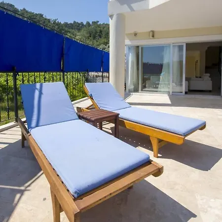 Kalkan'da Doga Icerisinde, Havuzlu 8 Kisilik Willa *